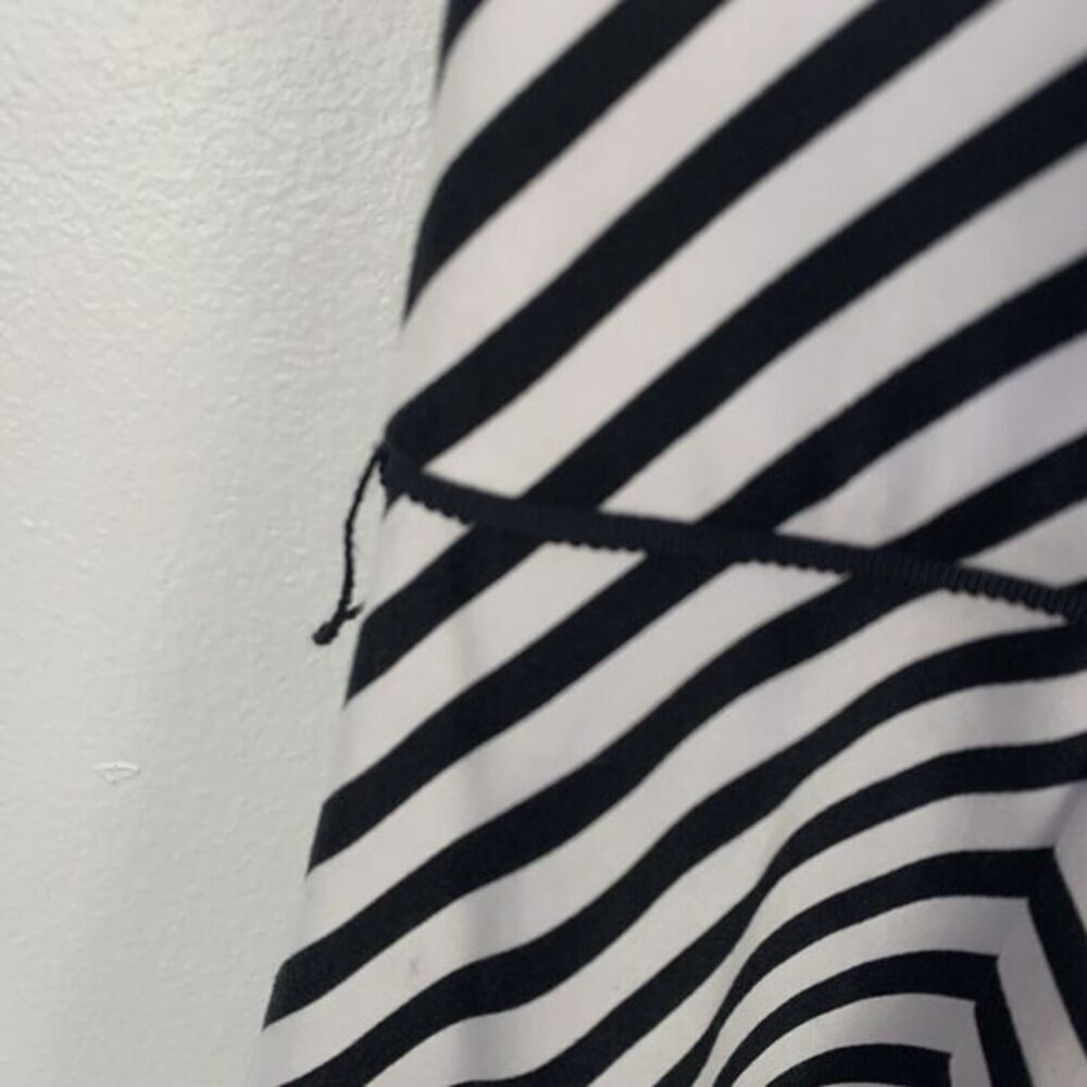 White House Black Market Striped Halter Removable Straps A-Line Party Dress SZ 0 - Picture 6 of 9